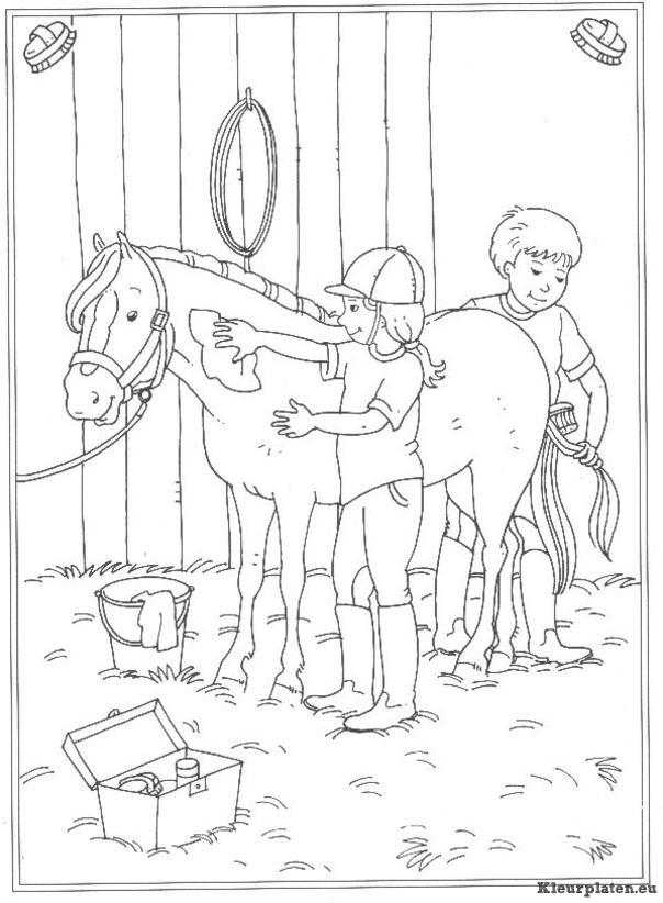 Op de manege kleurplaten